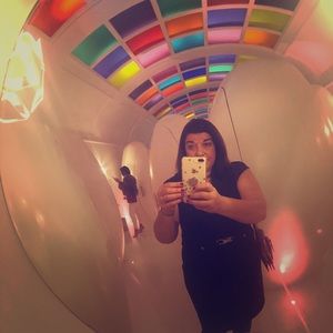 Meet your Posher, Suzanne